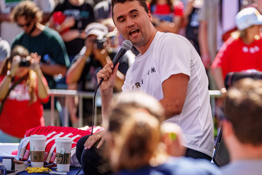 Asesinan a Charlie Kirk en Utah Trump lo llama “legendario”